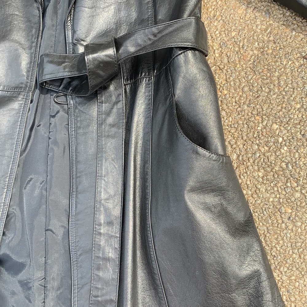 Vintage long leather belted jacket, Size 16 - Picture 3 of 13